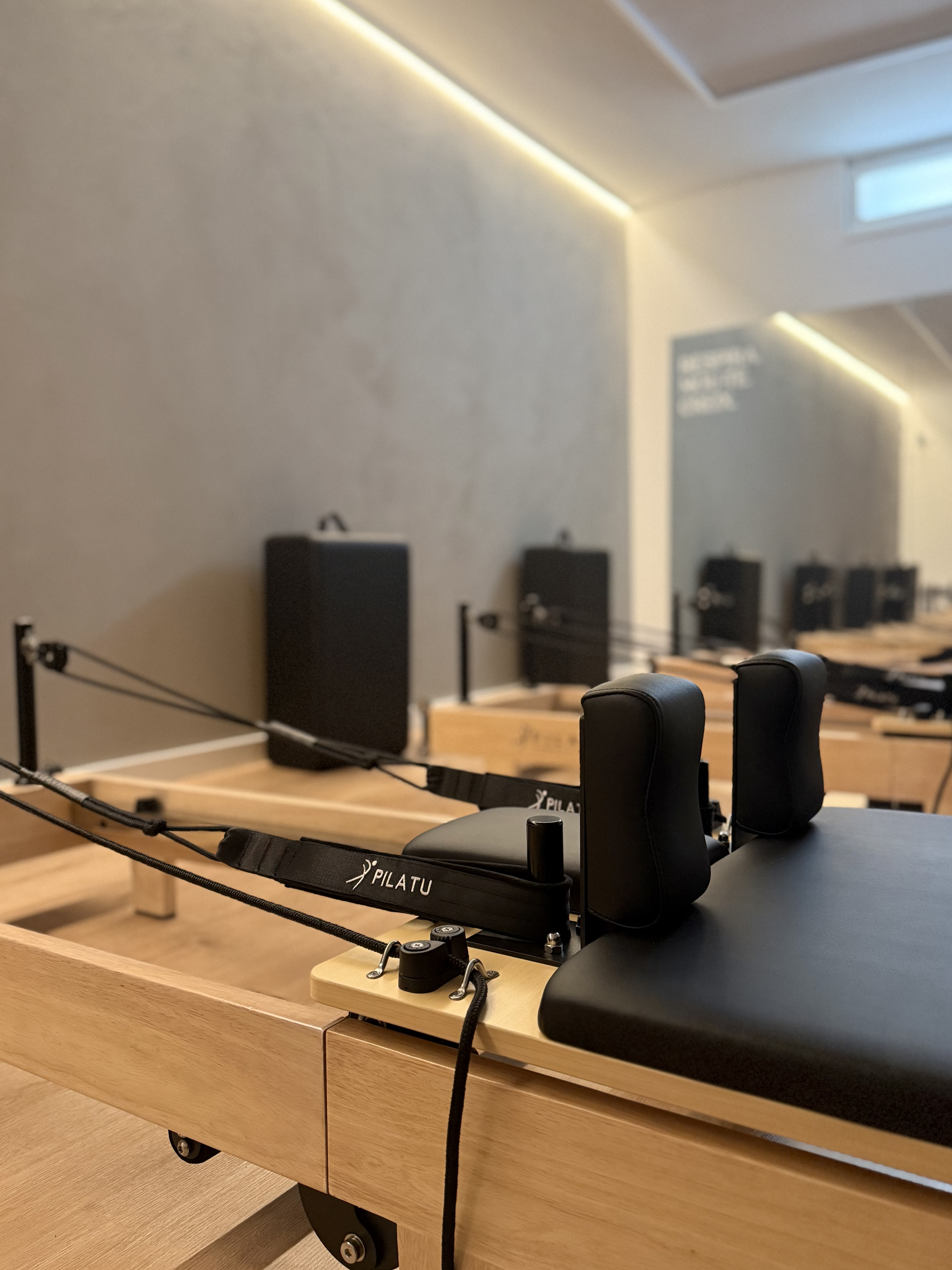 Máquina de Pilates Reformer en FerranFisioterapia